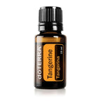 Frasco de 15ml de Óleo Essencial de Tangerina da marca doTERRA em fundo branco